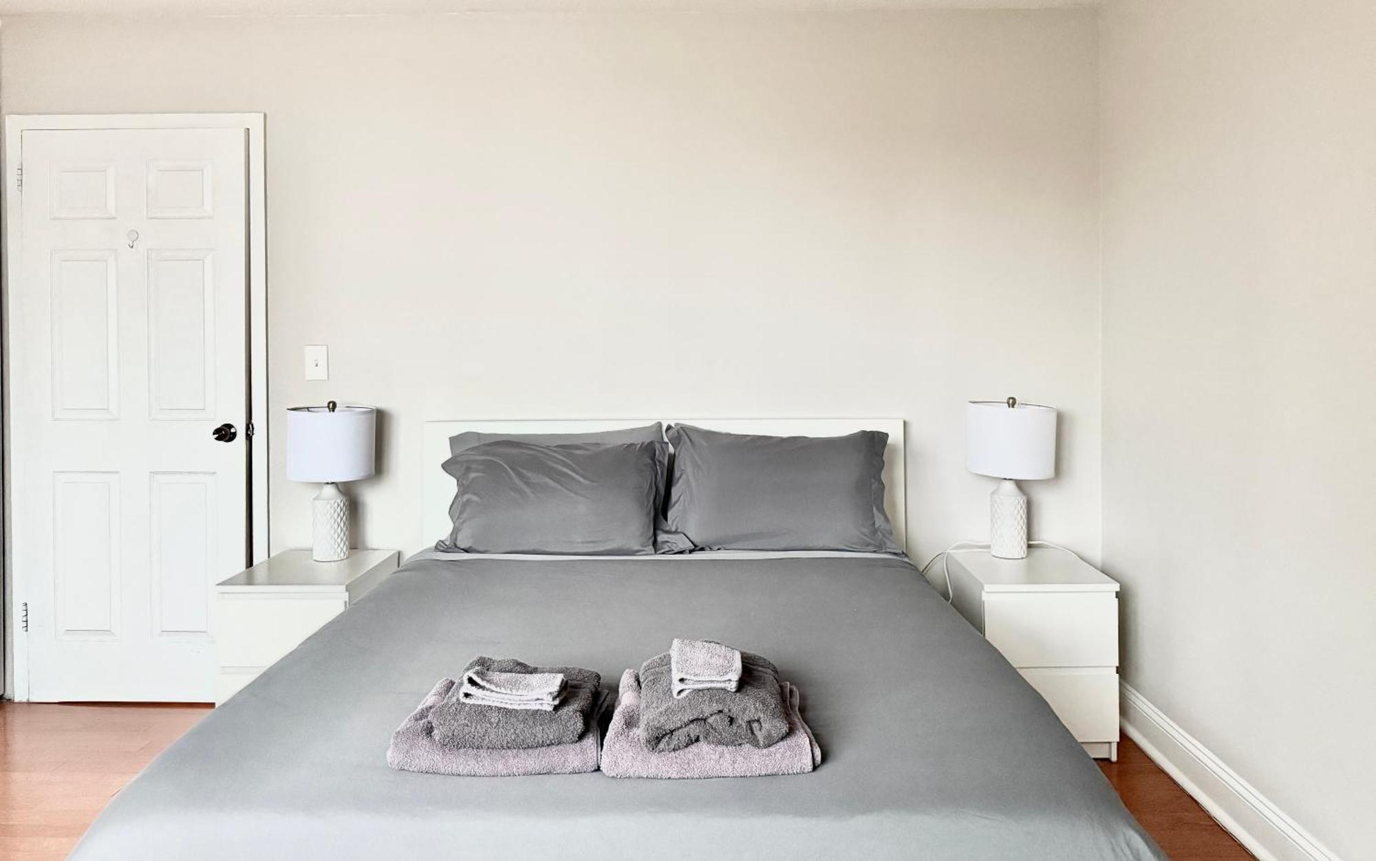 Apartment Beautiful Harlem Vibes *
